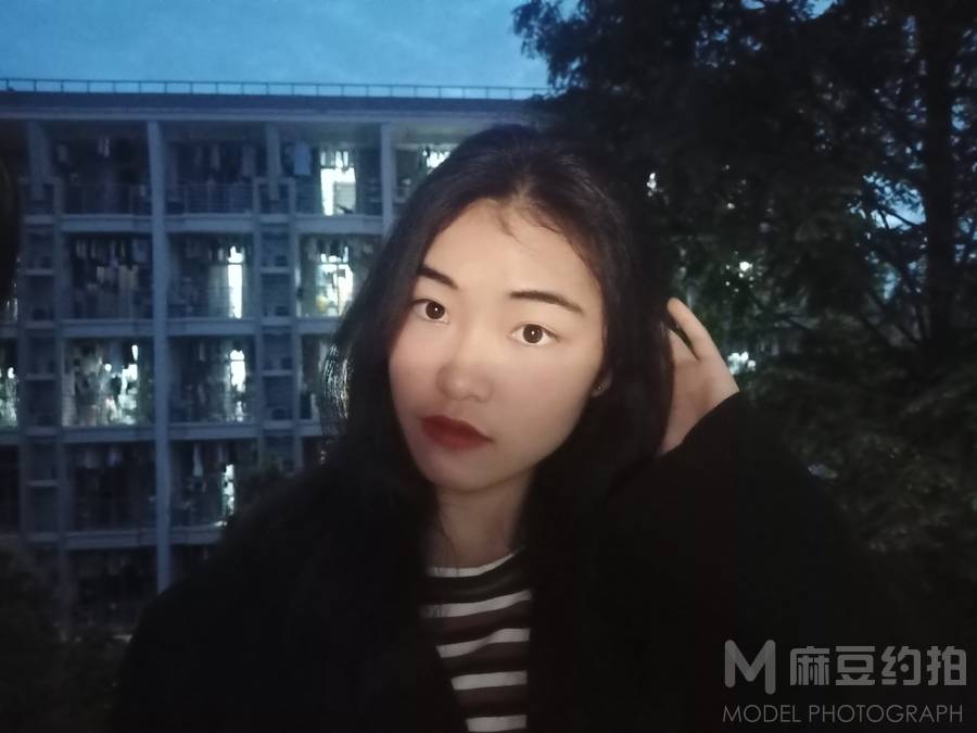 纪实模特