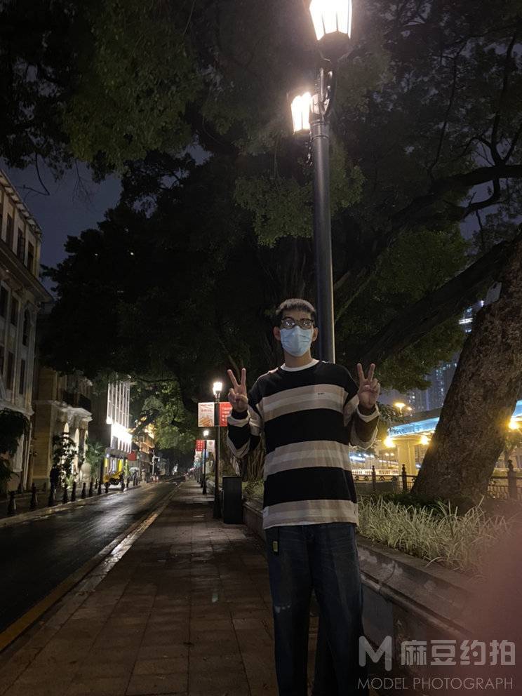 夜景模特