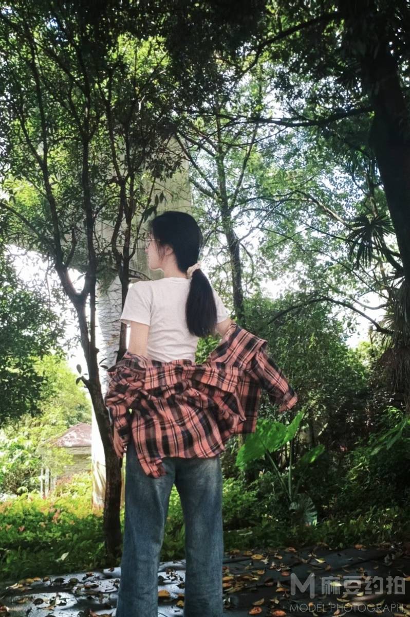 清新模特