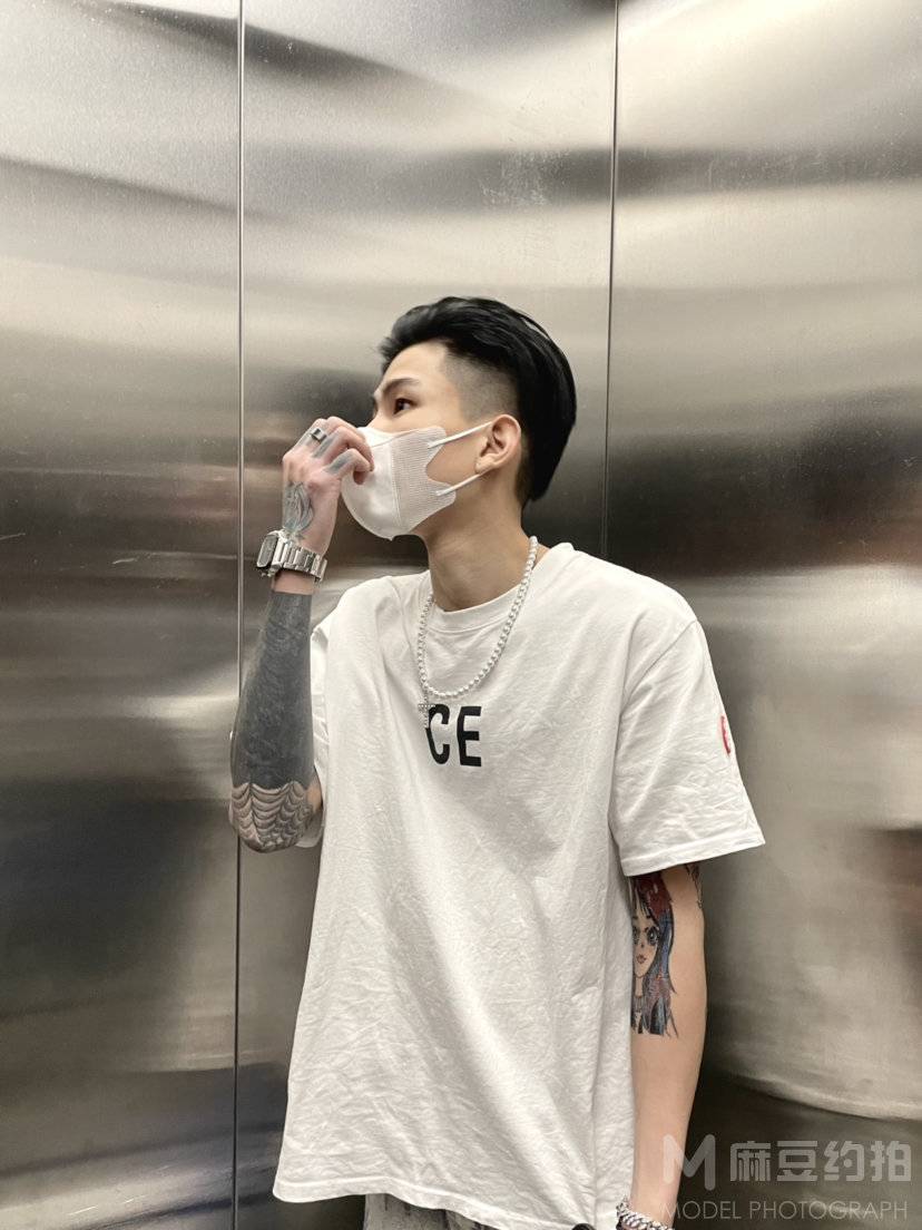 情侣模特