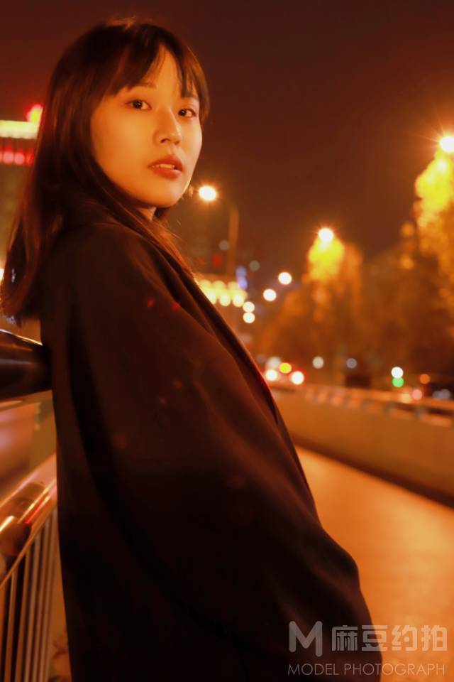 夜景模特