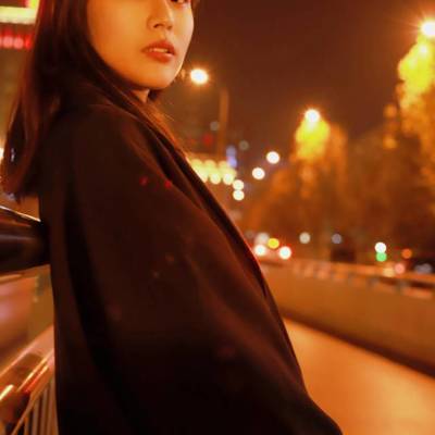 夜景模特