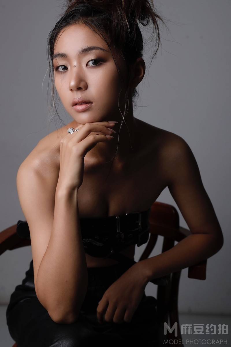 胶片模特
