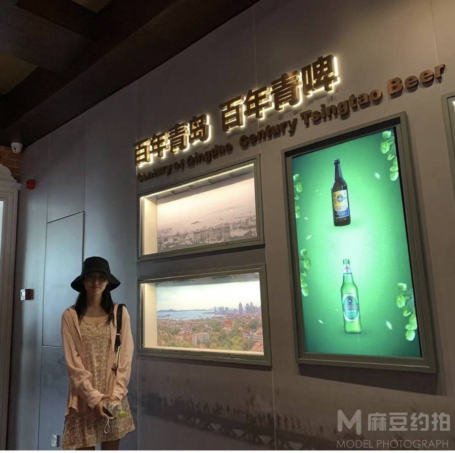校园模特
