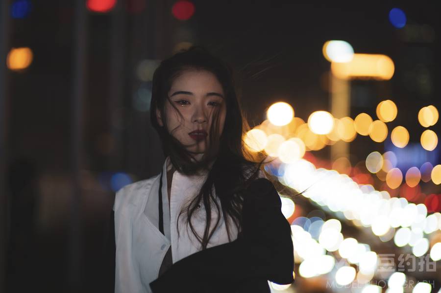 夜景模特