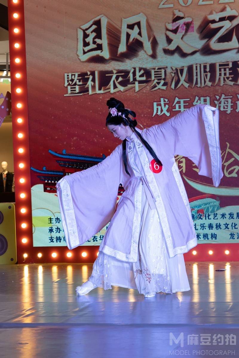 民国模特