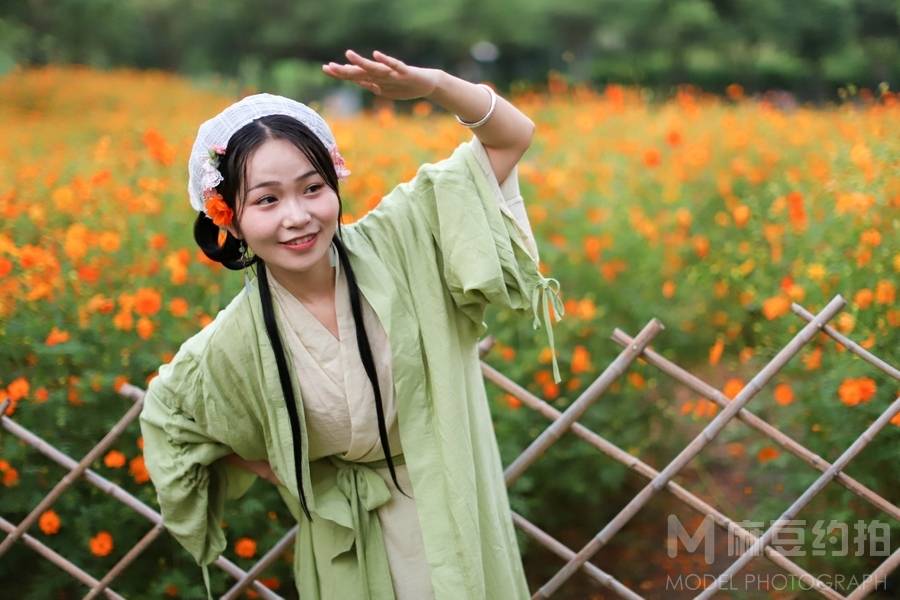汉服模特