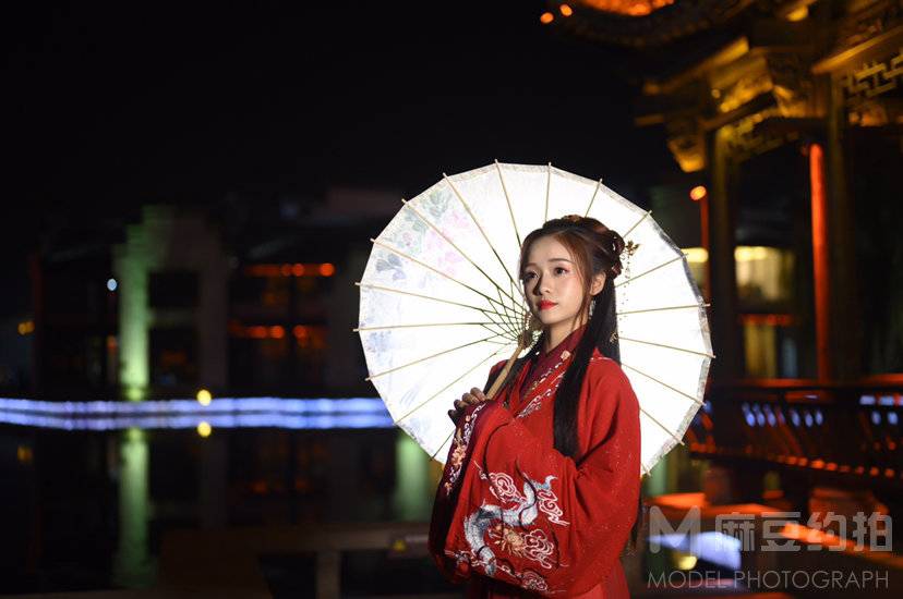 汉服模特