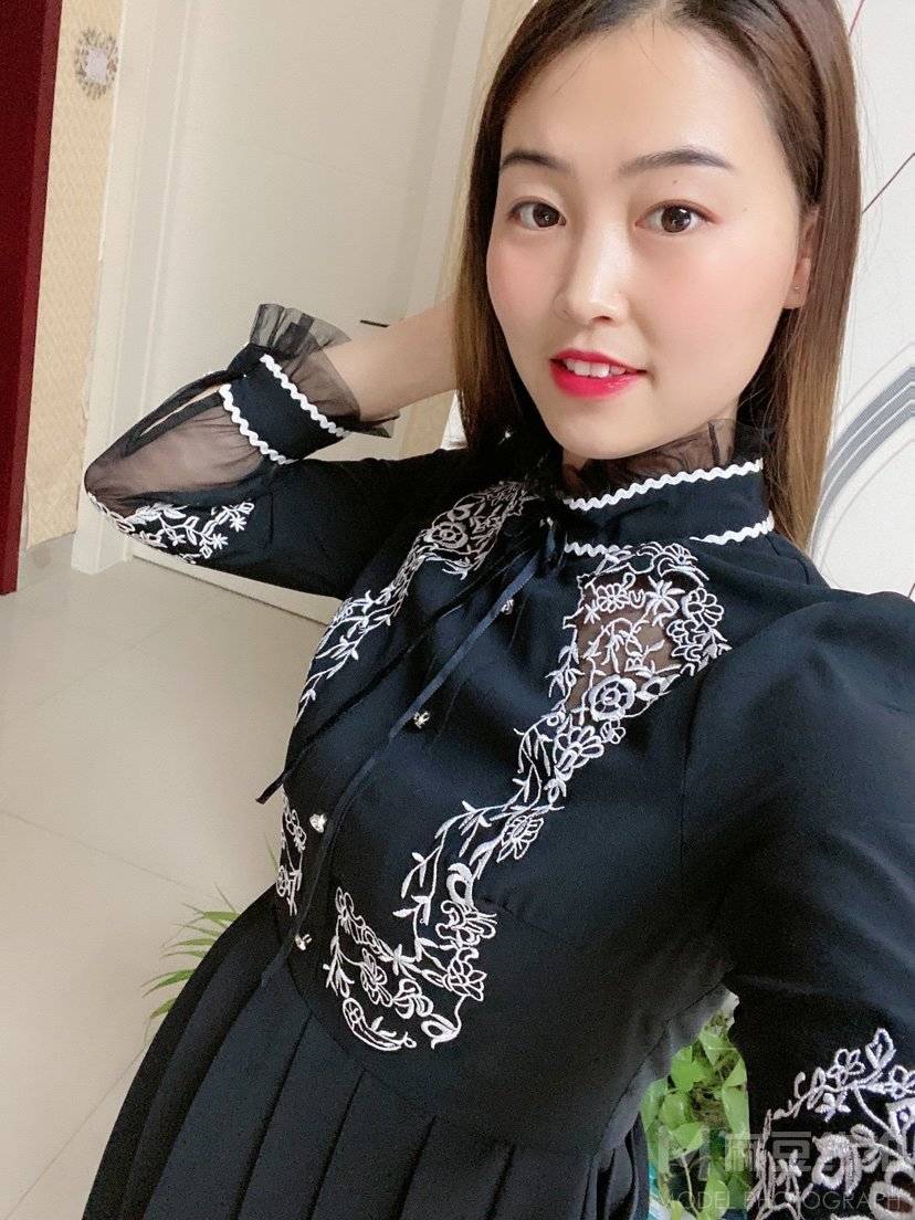 民国模特