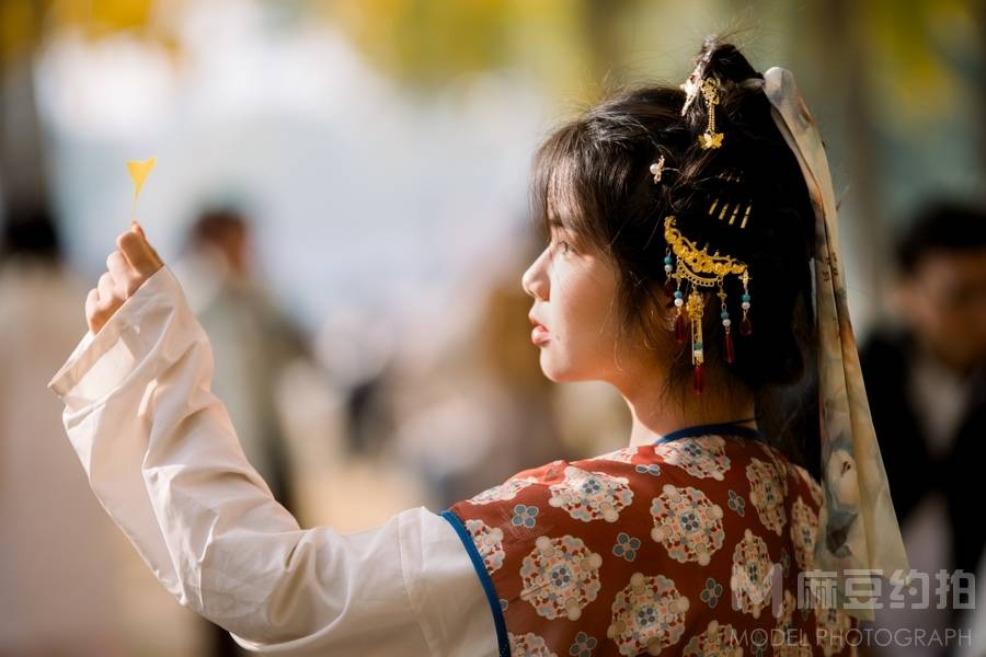 汉服模特