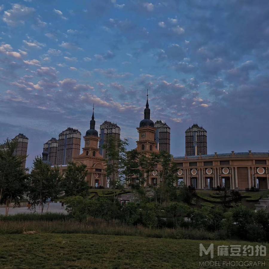 夜景模特