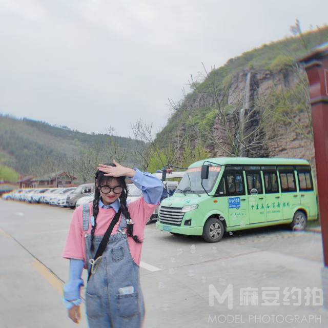 妆容模特