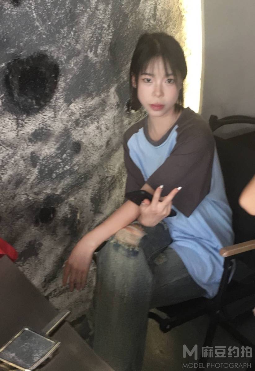 胶片模特