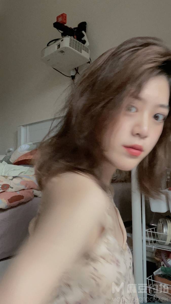 黑白模特