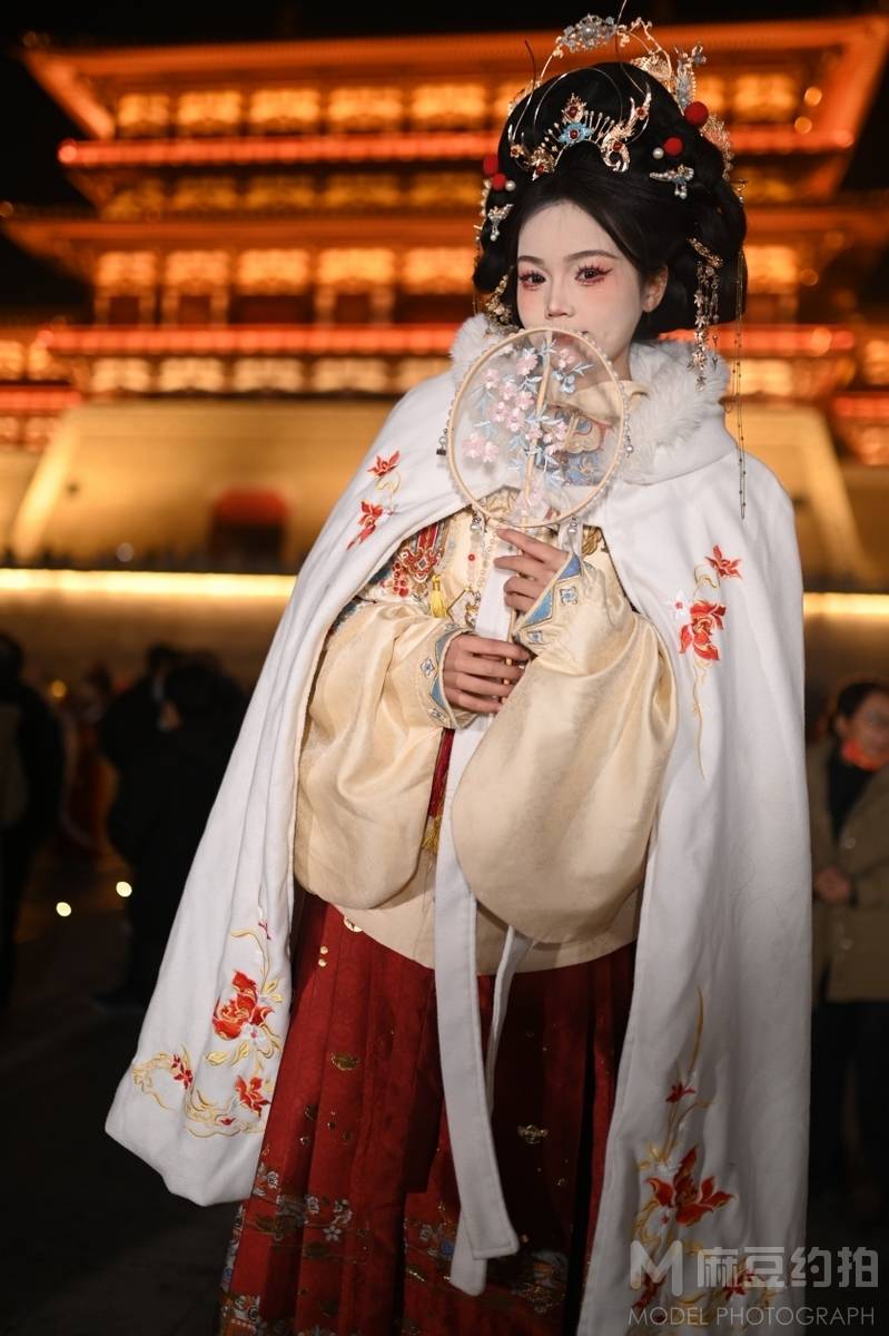 妆容模特