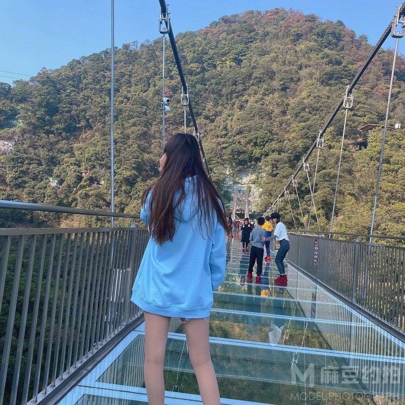 清新模特