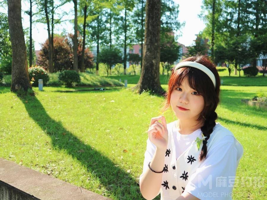 校园模特