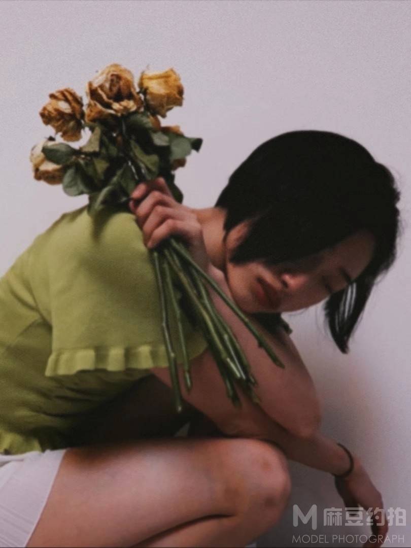 胶片模特