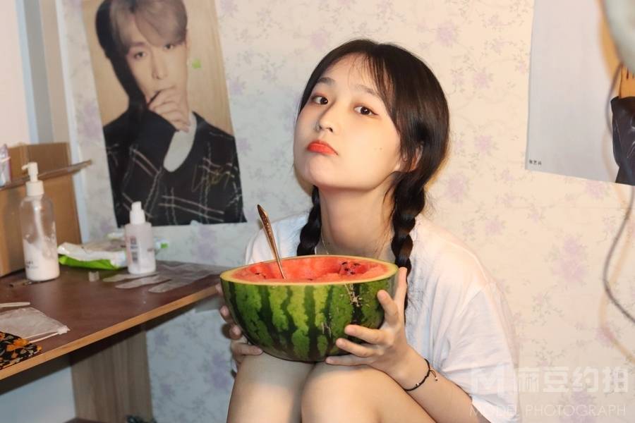 少女模特