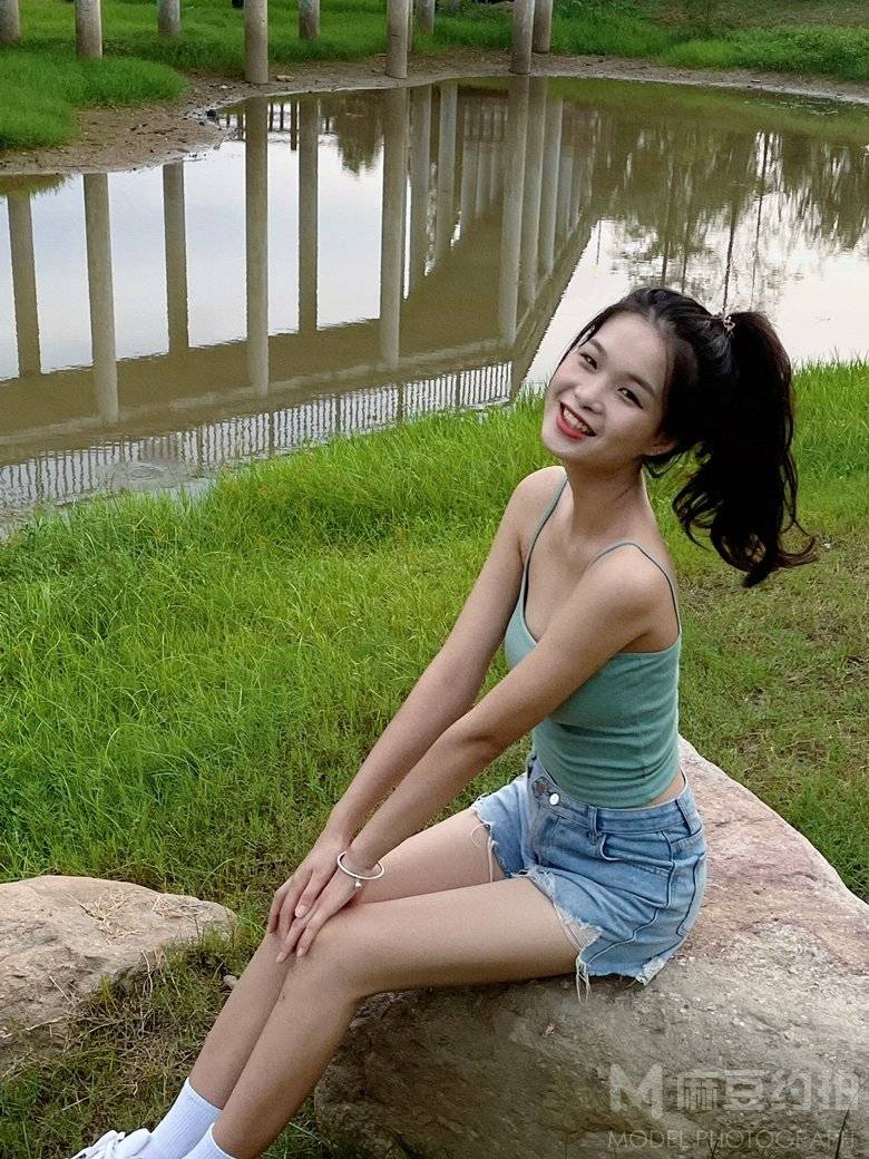 胶片模特