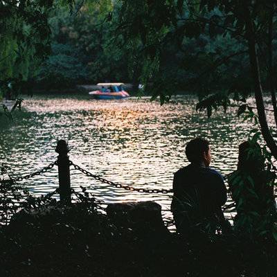 黑白模特