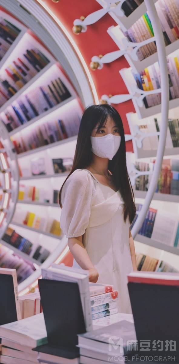 纪实模特