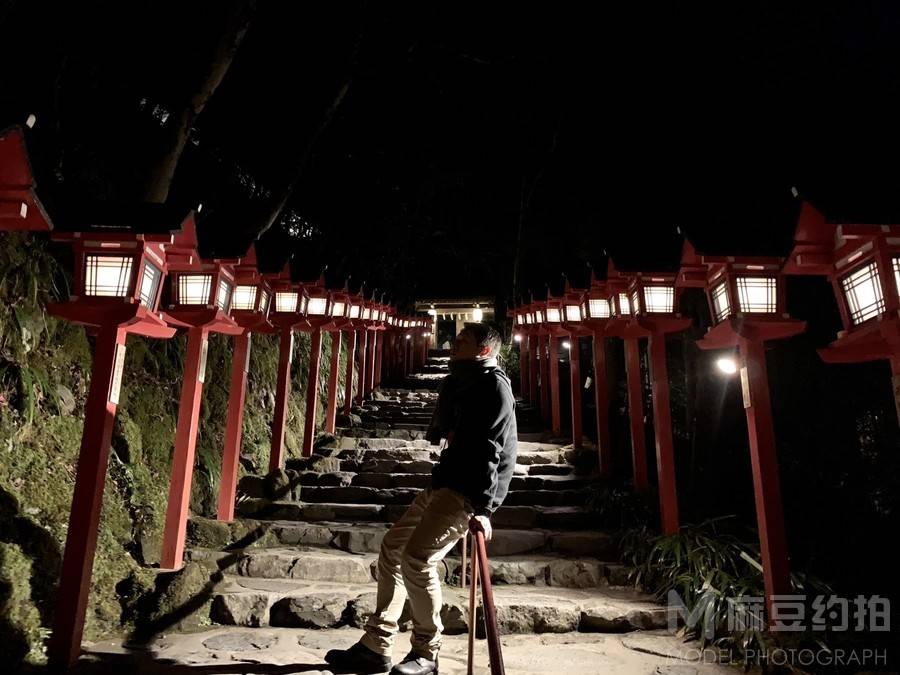 夜景模特