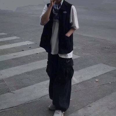 黑白模特