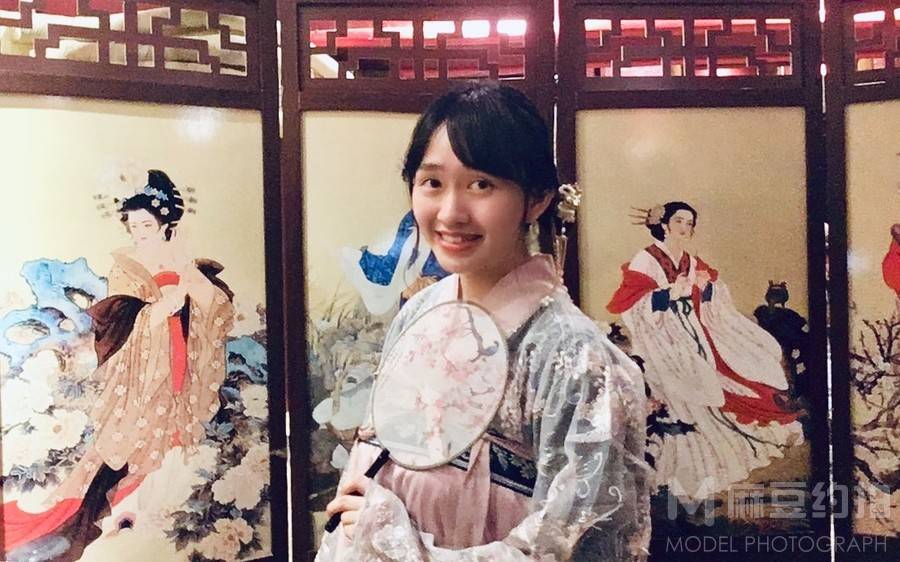 胶片模特