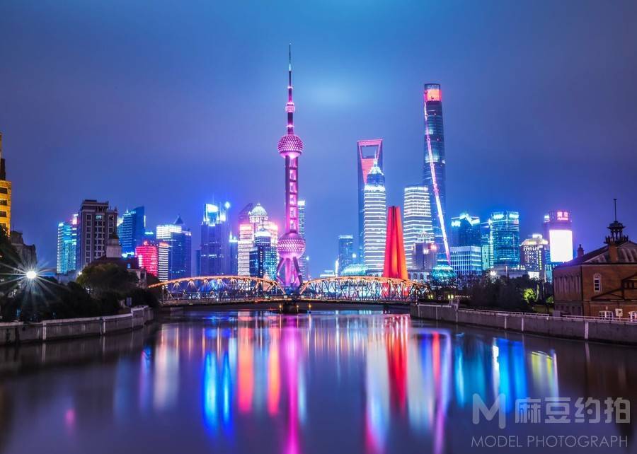 夜景模特