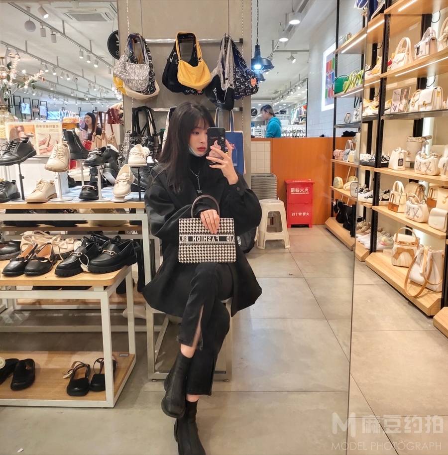 暗黑模特
