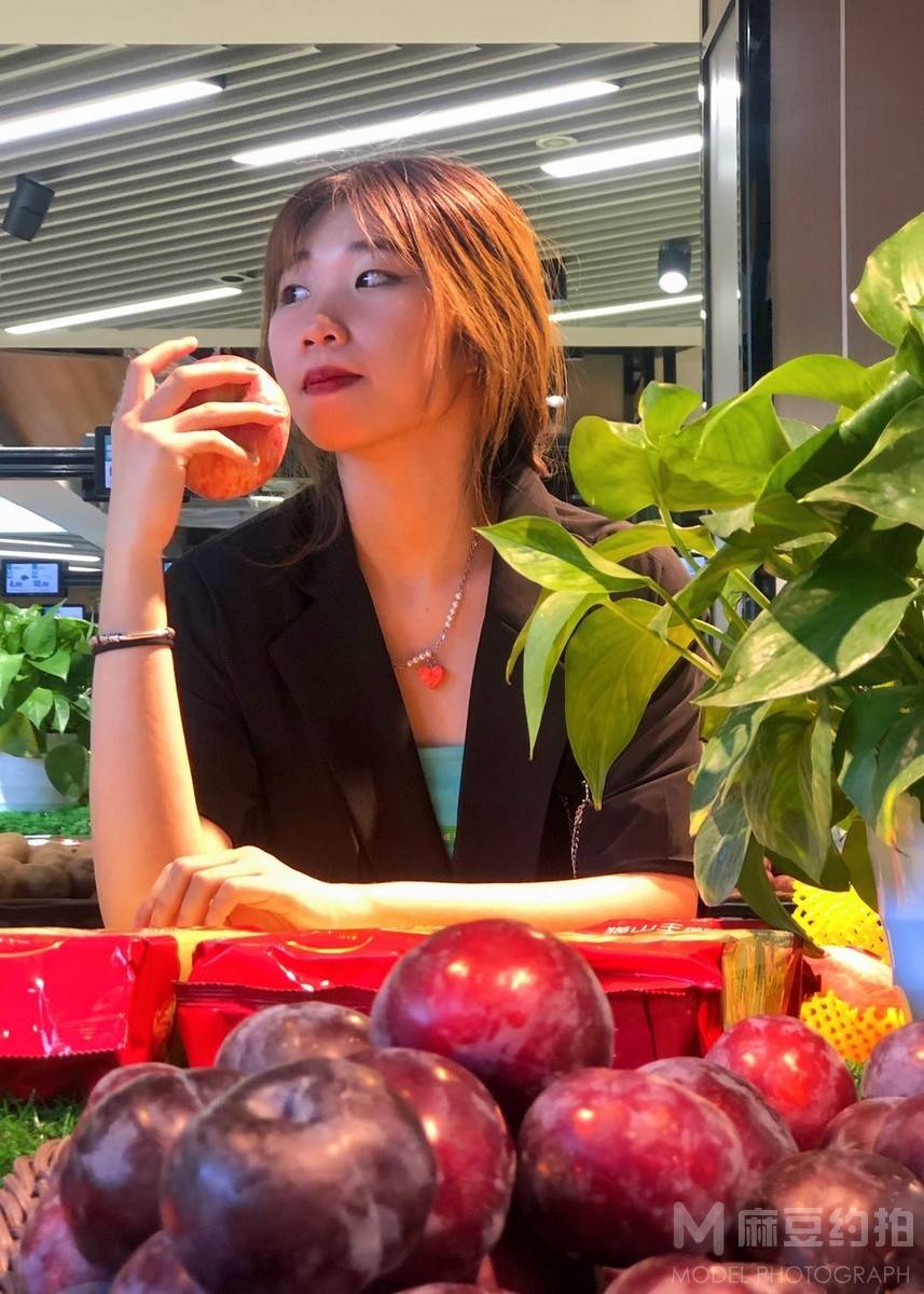 妆容模特