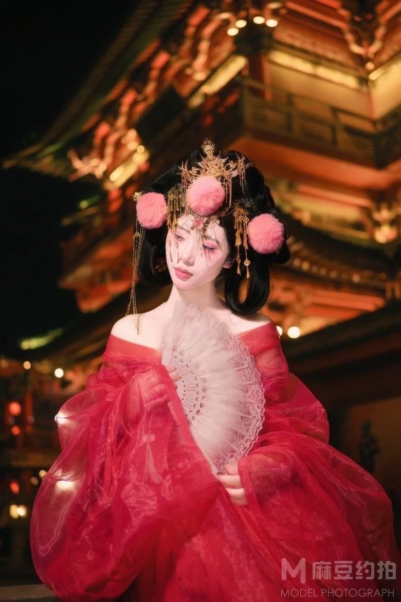 汉服模特