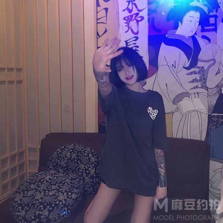 胶片模特