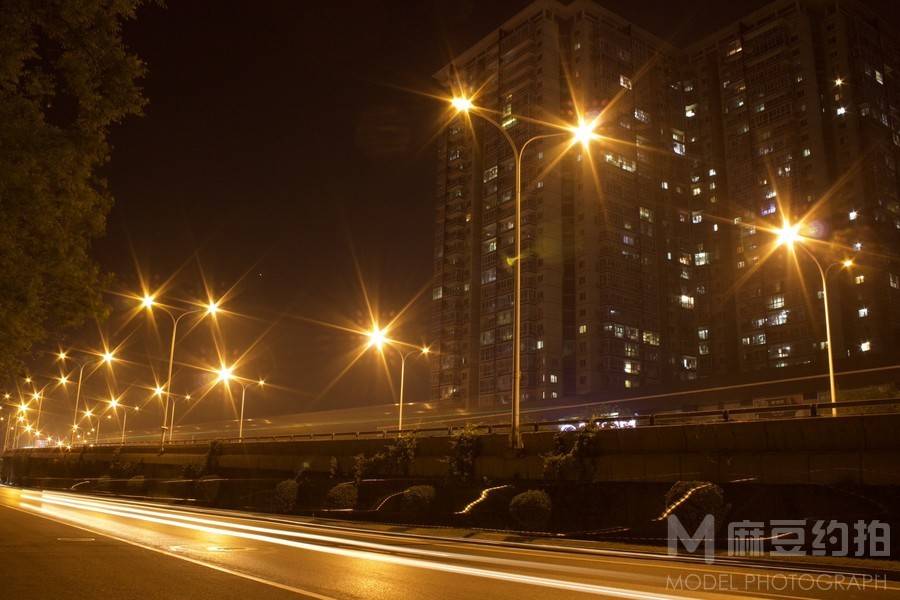 夜景模特