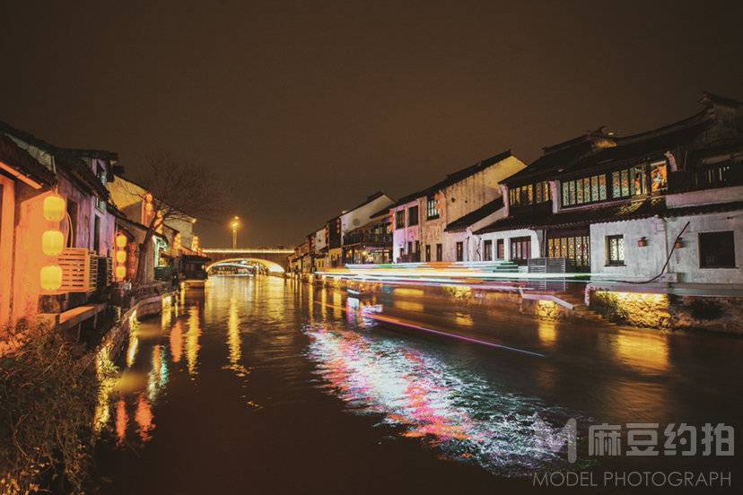 夜景模特