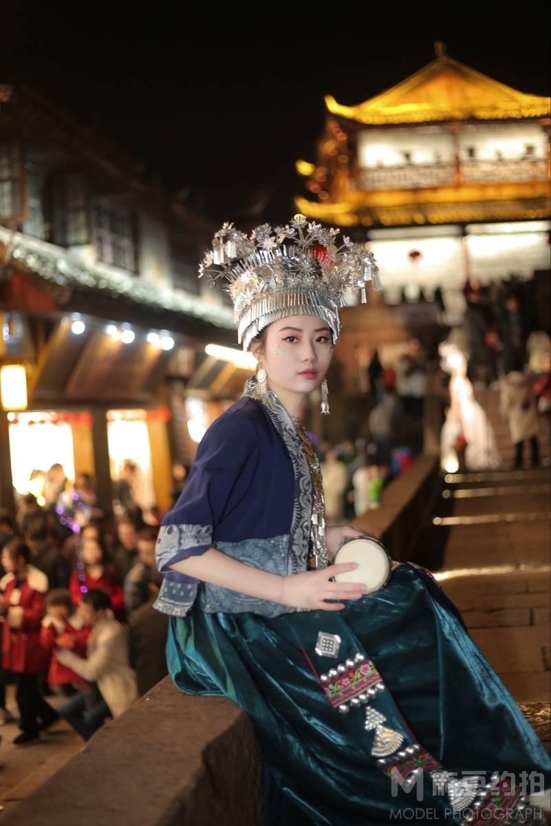 夜景模特