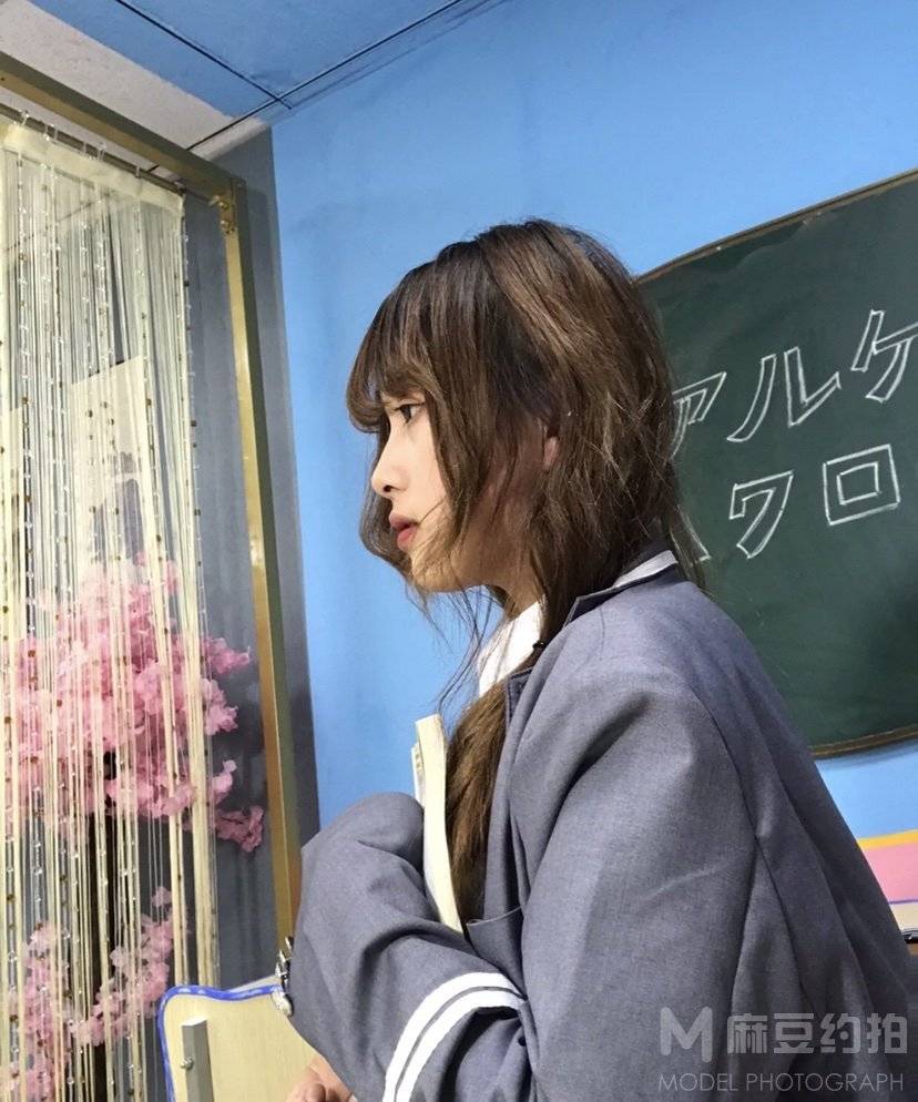 胶片模特