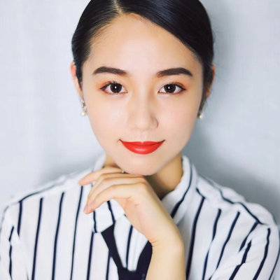 黑白模特