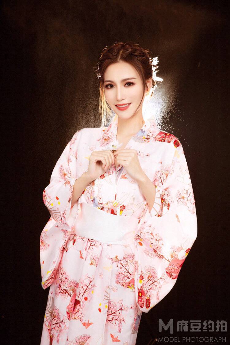 和服模特
