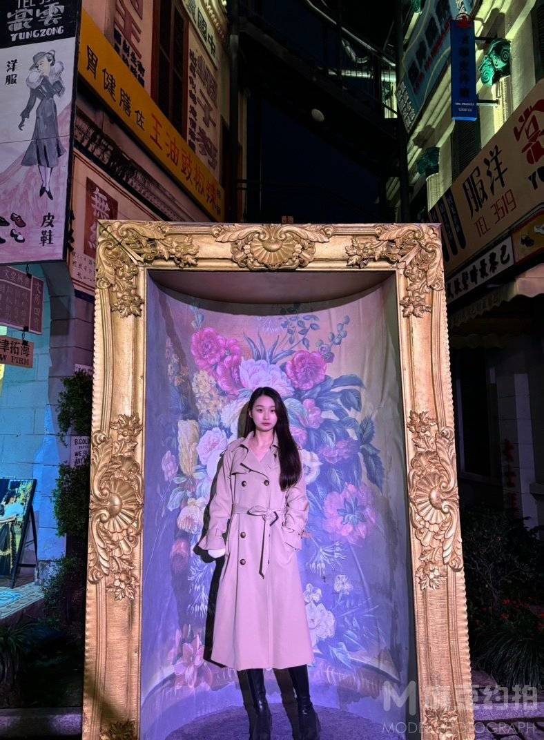校园模特