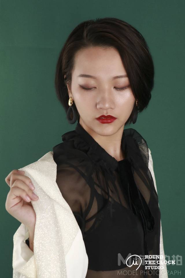 商务模特