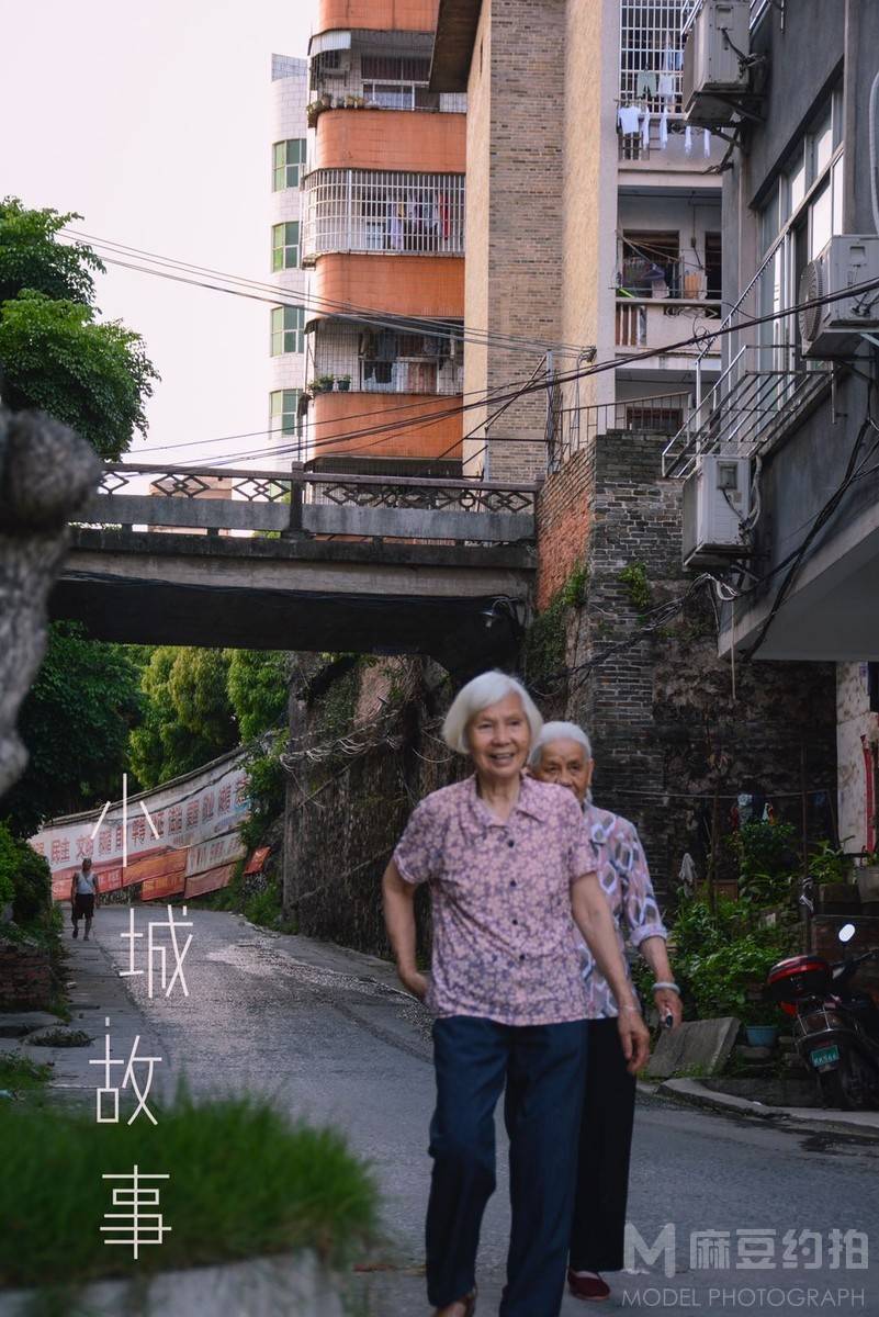 纪实模特