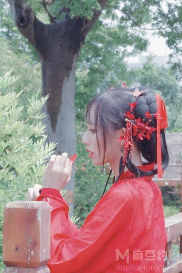 汉服模特