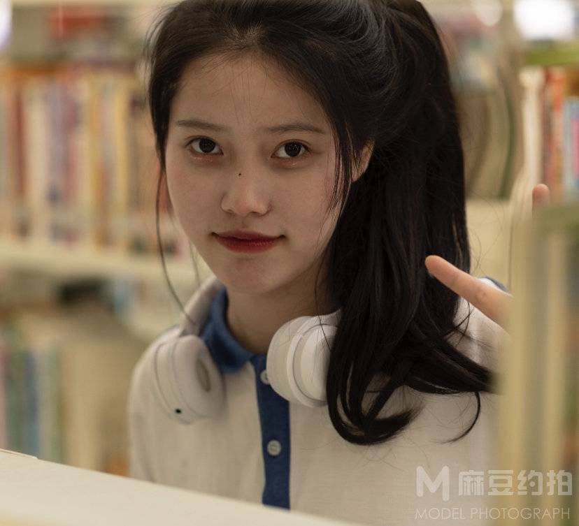 校园模特