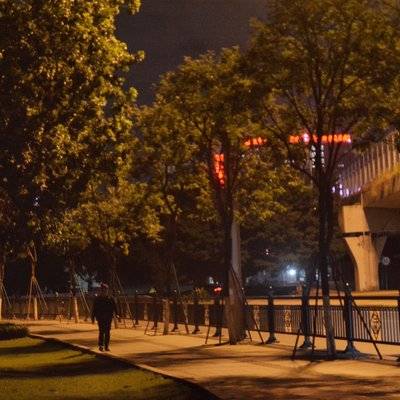 夜景模特