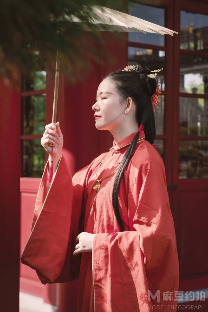 汉服模特