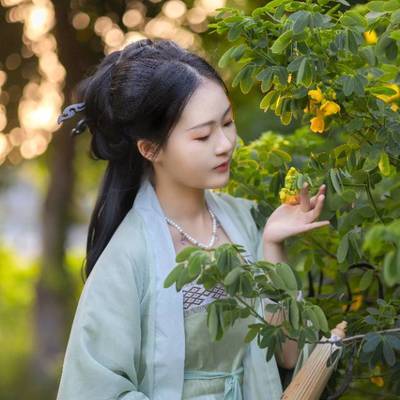 汉服模特