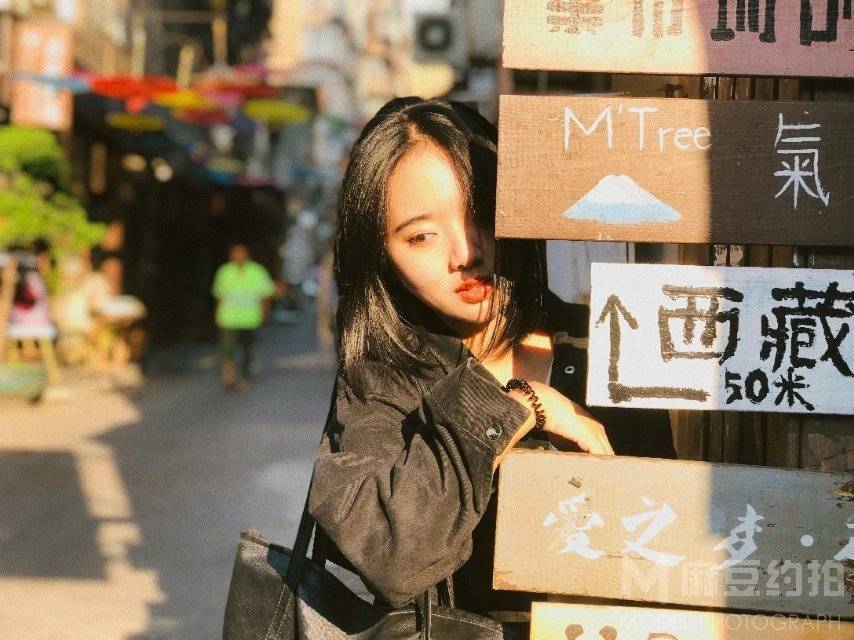 胶片模特