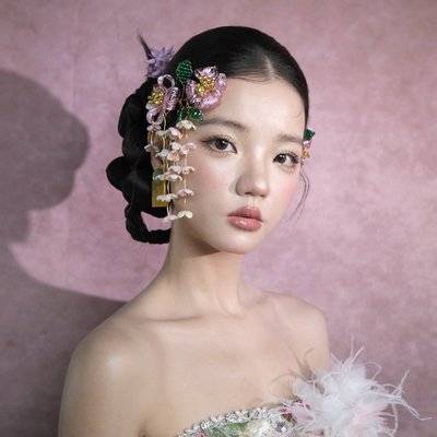 妆容模特